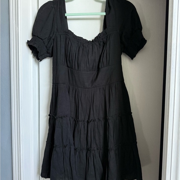 Elegant Black Women's Dress - Picture 1 of 2